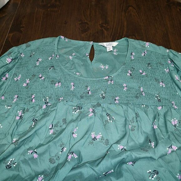 New Croft & Barrow Green Flowered Tunic Top Women's 2X - Picture 2 of 3
